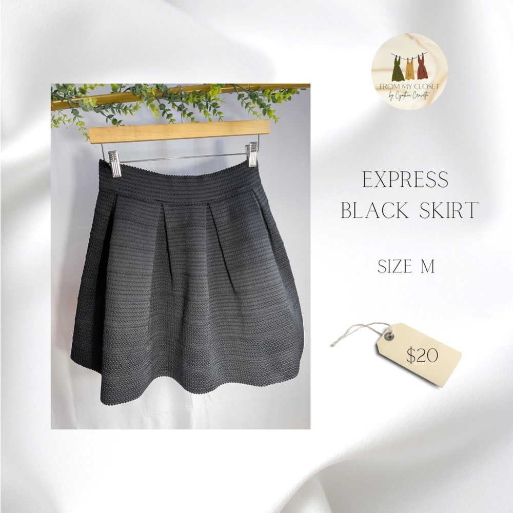 🛒DISPONIBLE 🛍️
✨NEW WOT EXPRESS BLACK Skirt✨ NEVER USE